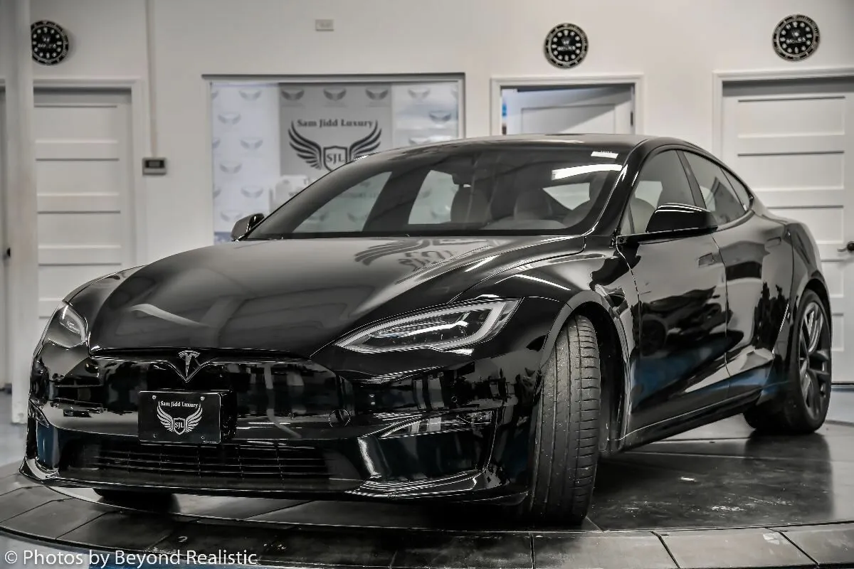 Check price and buy New Tesla Model S Plaid Restyling 2 For Sale