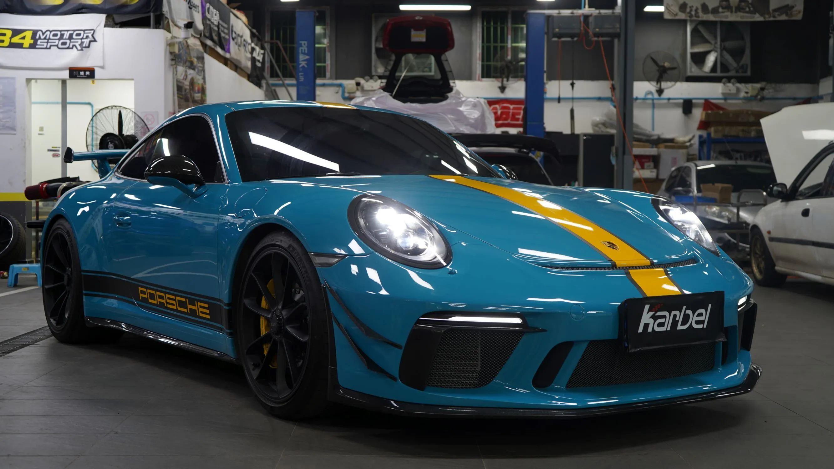 Check our price and buy a Karbel Carbon Fiber Body Kit set for Porsche 911 991.2 GT3