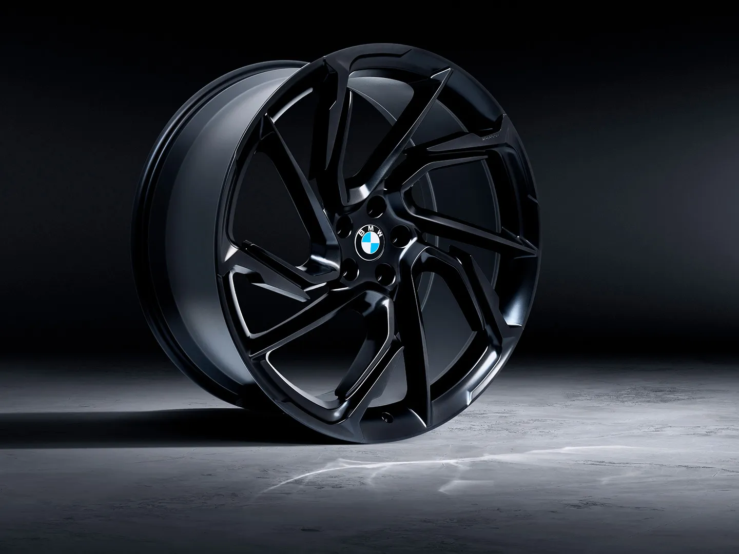 Khann KW B1 Black — detail