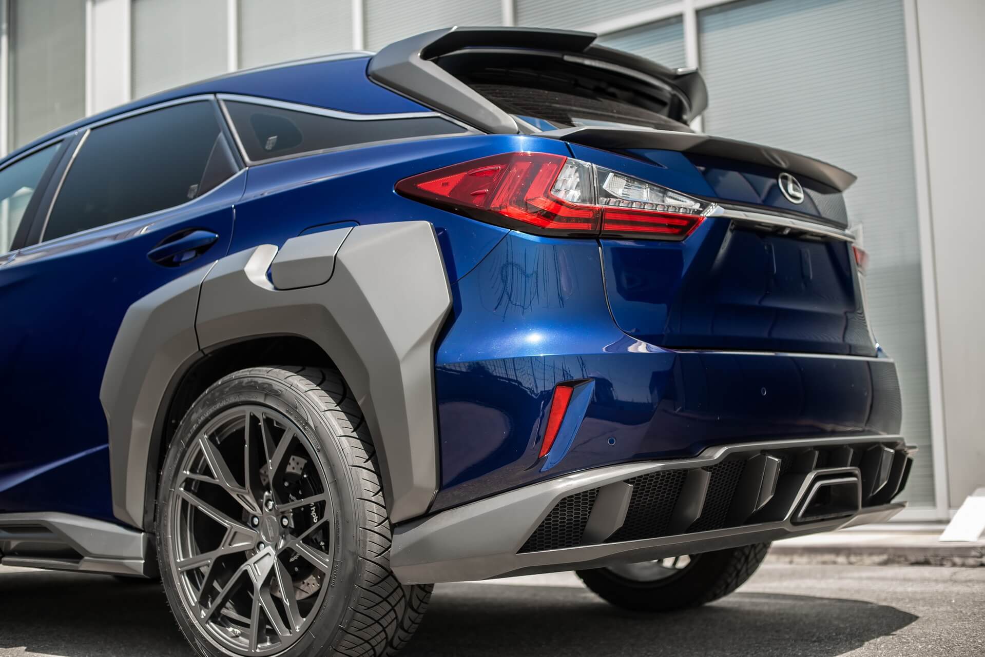 Check our price and buy an SCL Performance body kit for Lexus RX Goemon!