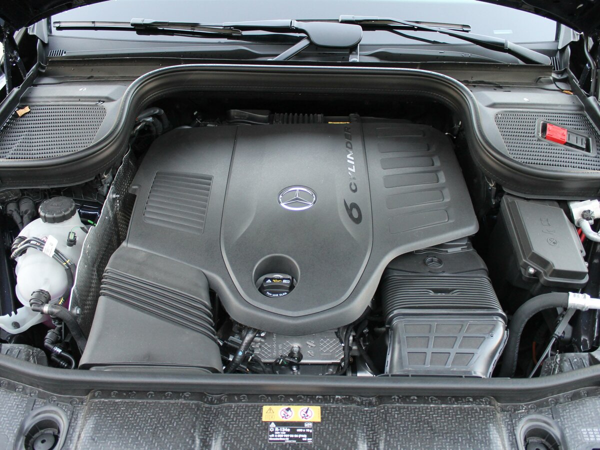 Check price and buy New Mercedes-Benz GLE 450 (V167) For Sale