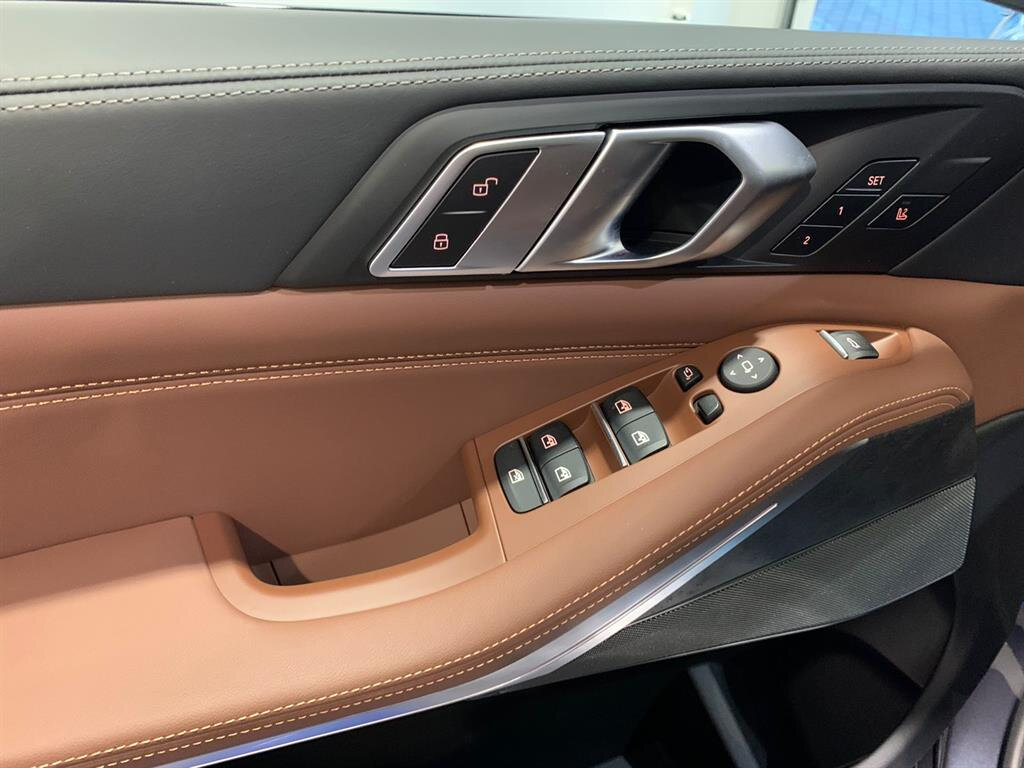 Check price and buy New BMW X5 40d (G05) For Sale