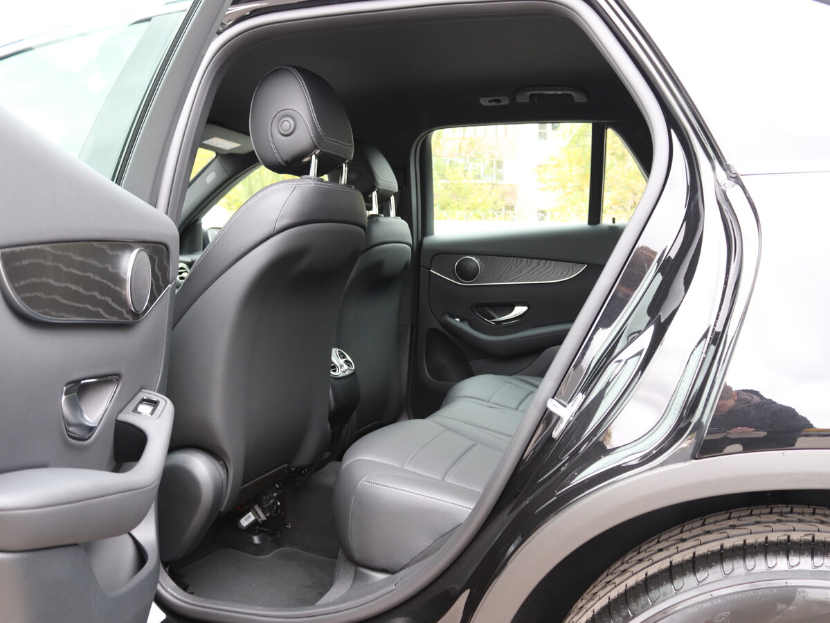Check price and buy New Mercedes-Benz GLC 200 (X253) Restyling For Sale