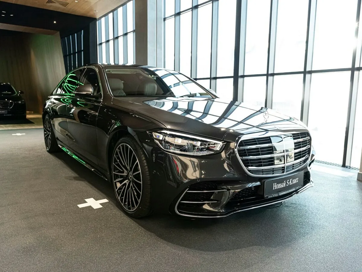 Check price and buy New Mercedes-Benz S-Class 450 Long (W223) For Sale