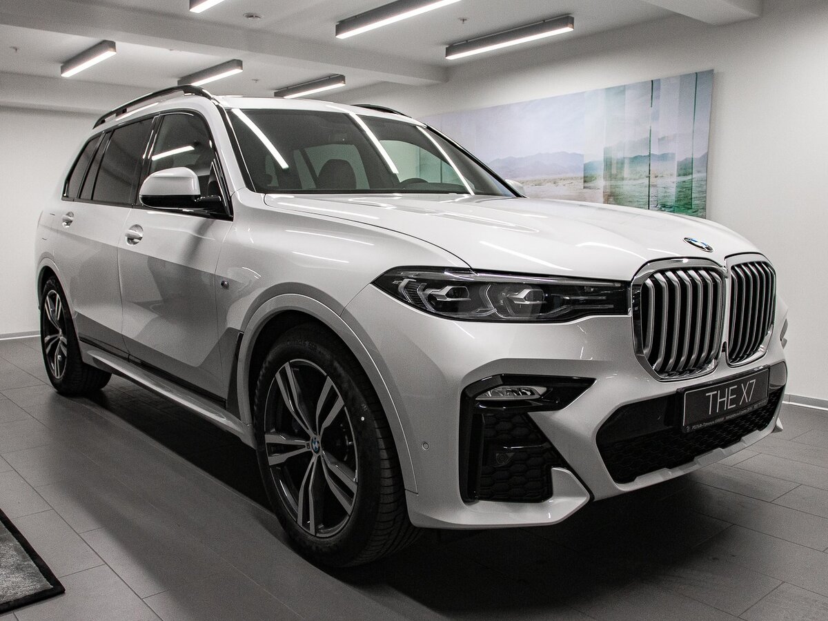 Check price and buy New BMW X7 M50d (G07) For Sale