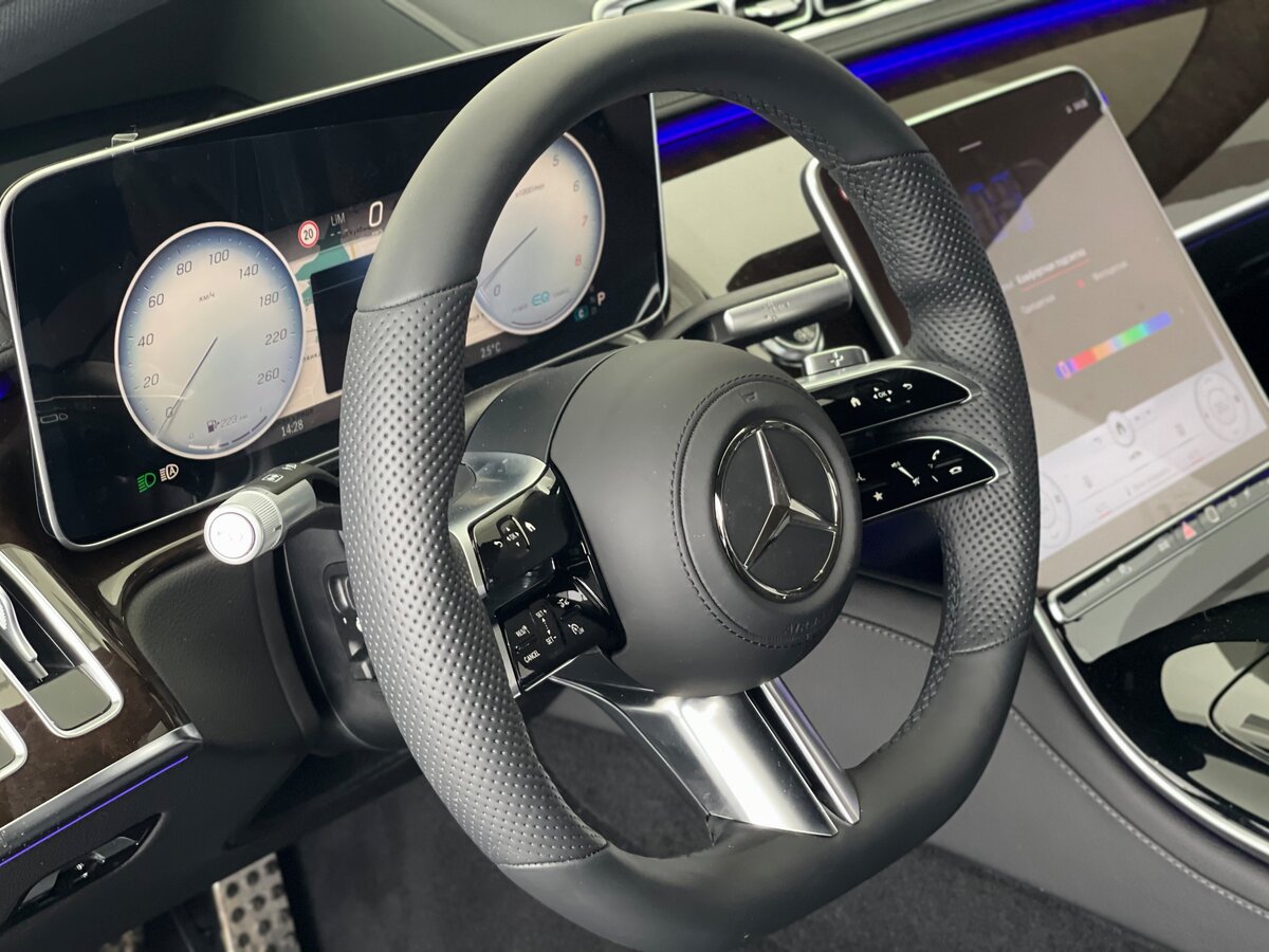 Check price and buy New Mercedes-Benz S-Class 450 Long (W223) For Sale