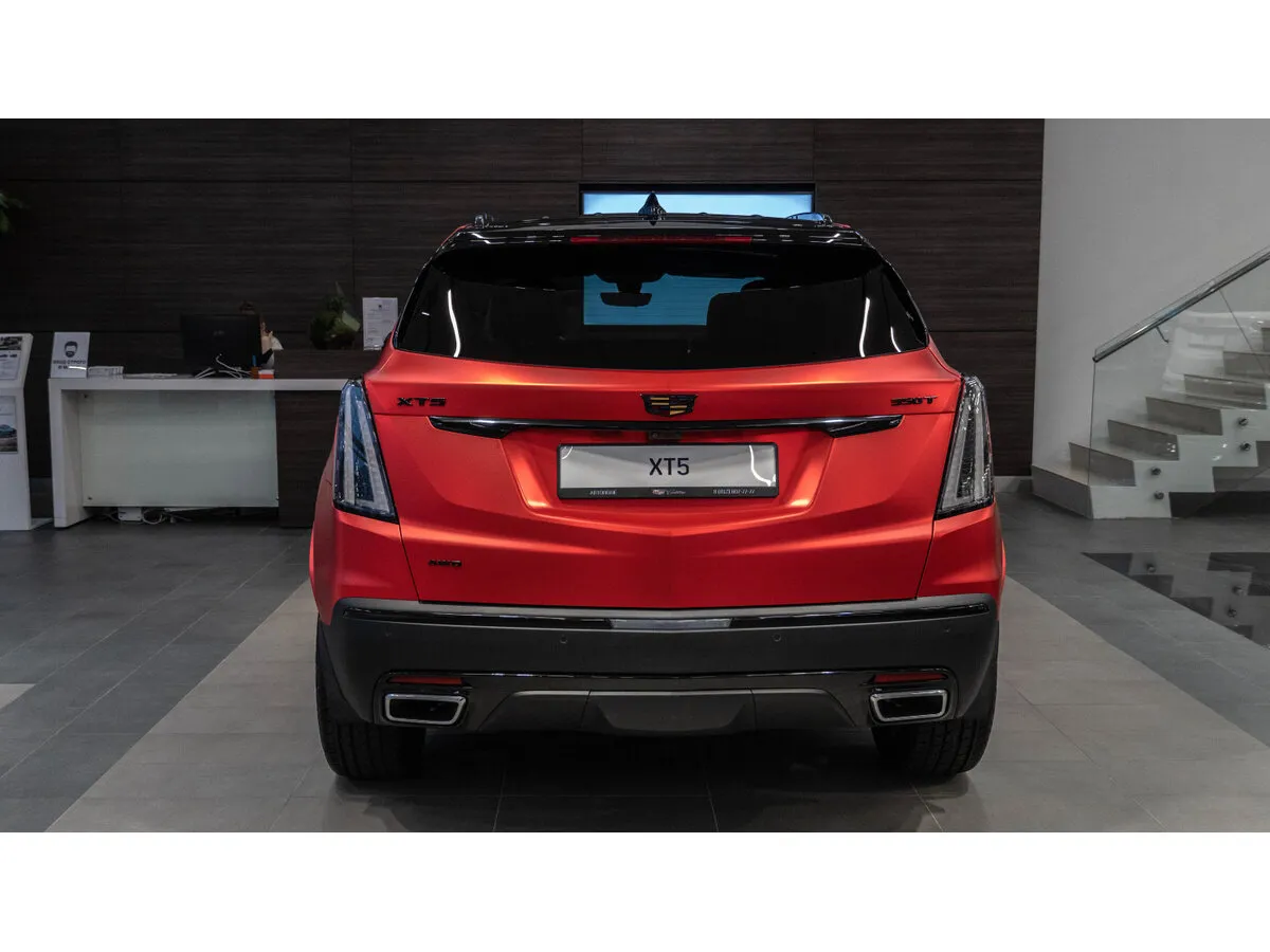 Check price and buy New Cadillac XT5 Restyling For Sale