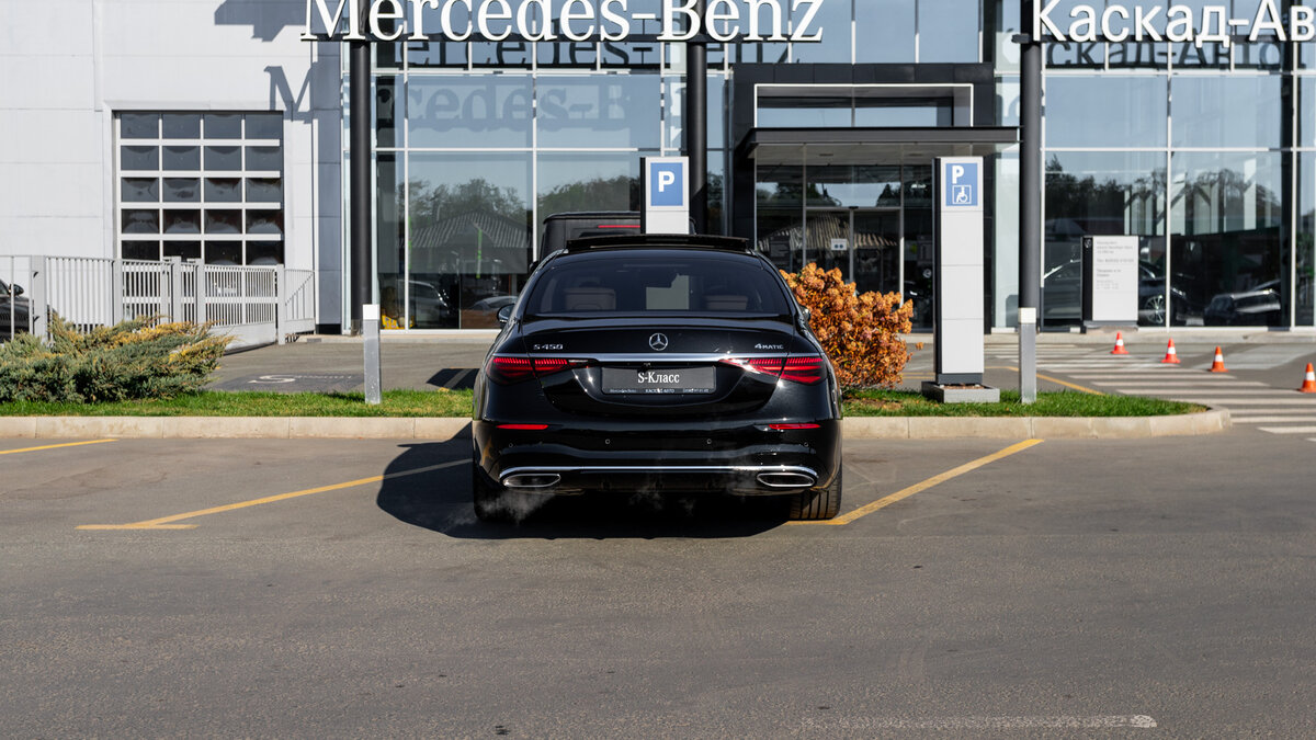 Check price and buy New Mercedes-Benz S-Class 450 Long (W223) For Sale