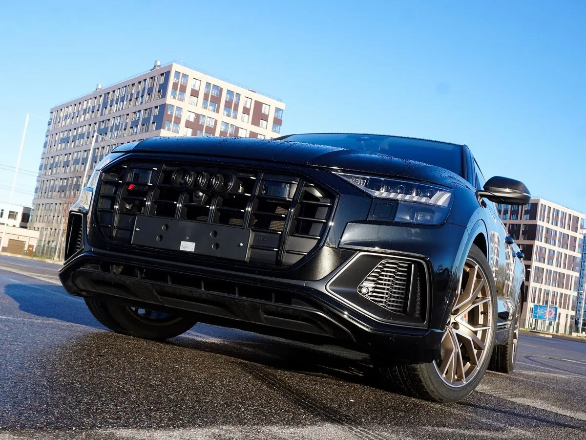 Buy New Audi SQ8 (4M)