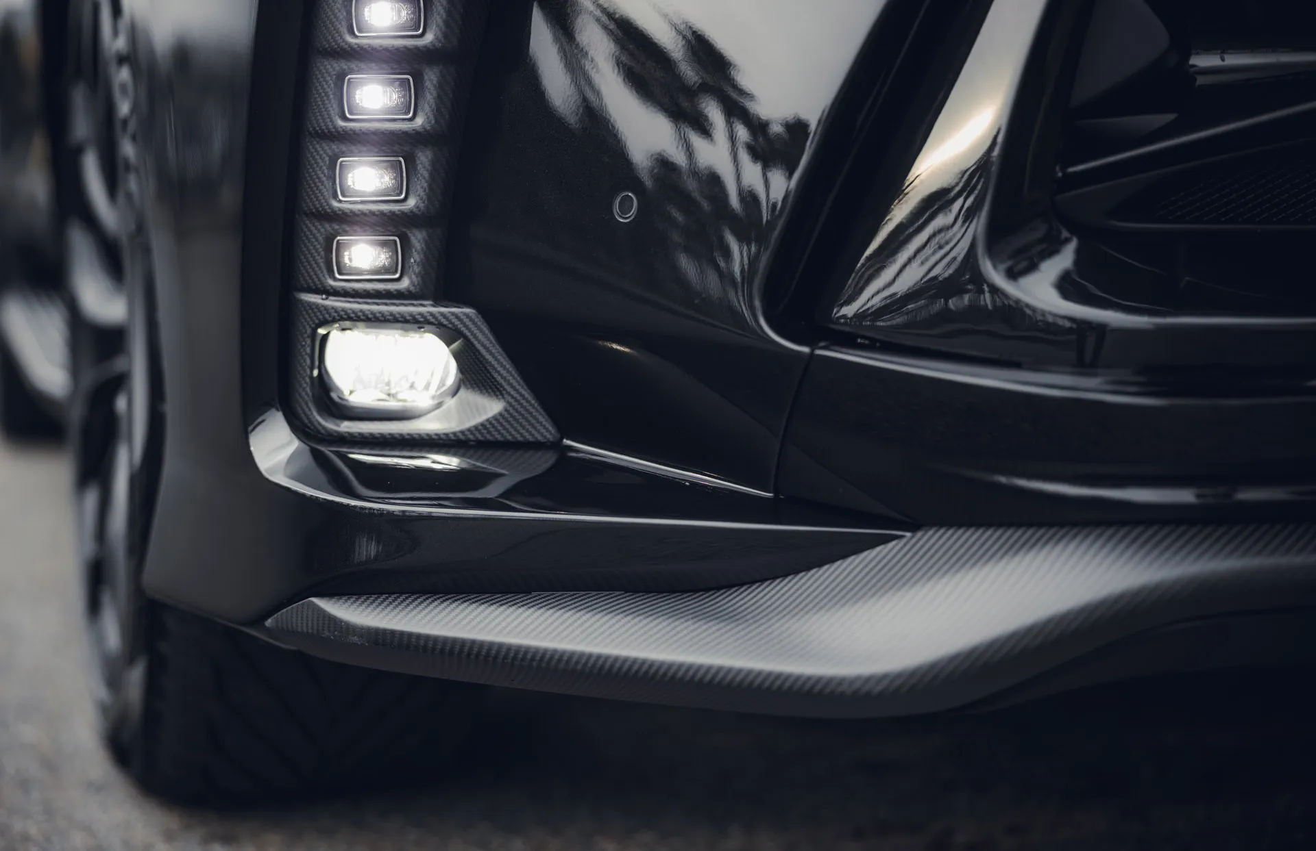 Carbon pads DRL and PTF for Lexus LX 570/450d