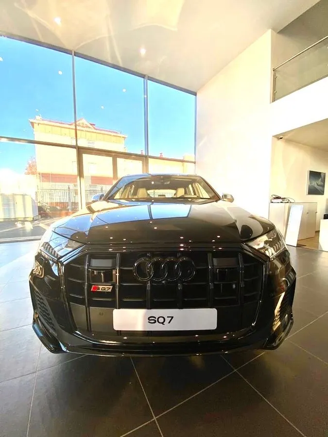 Buy New Audi SQ7 (4M)