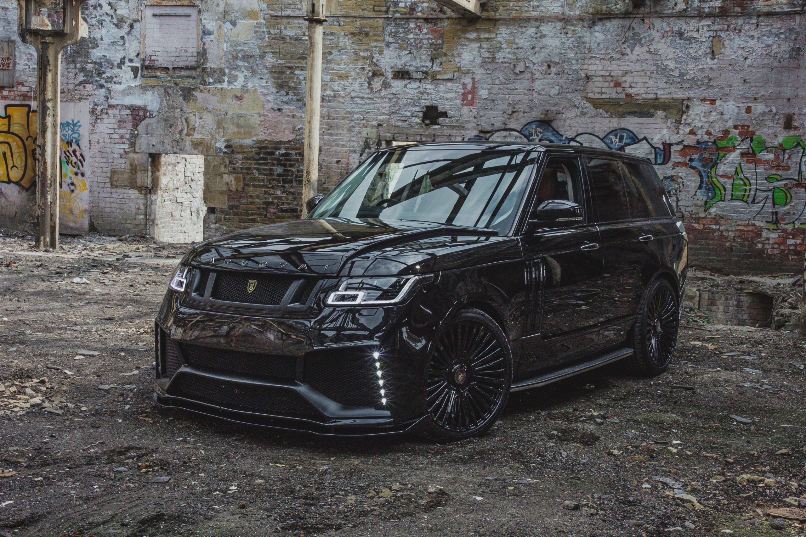 Check our price and buy Barugzai Bison body kit for Land Rover Range Rover Vogue (2019+)
