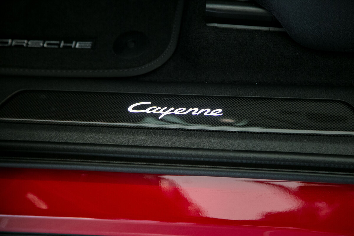 Check price and buy New Porsche Cayenne Coupé For Sale