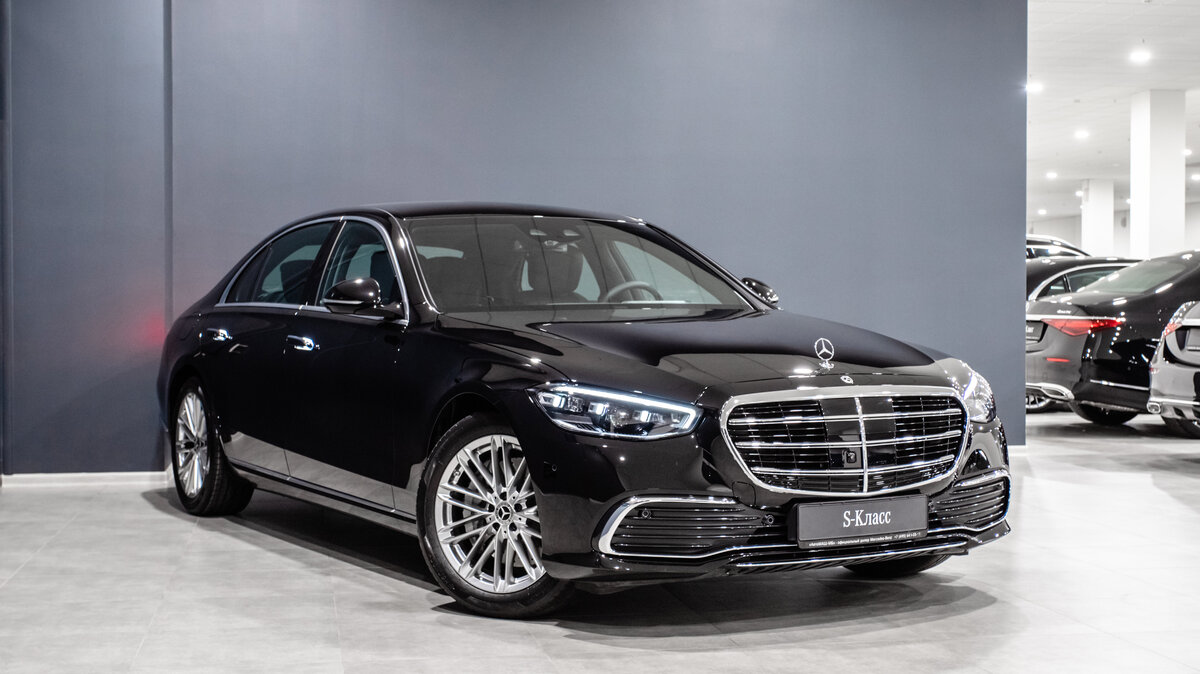 Check price and buy New Mercedes-Benz S-Class 350 d Long 4MATIC (W223) For Sale