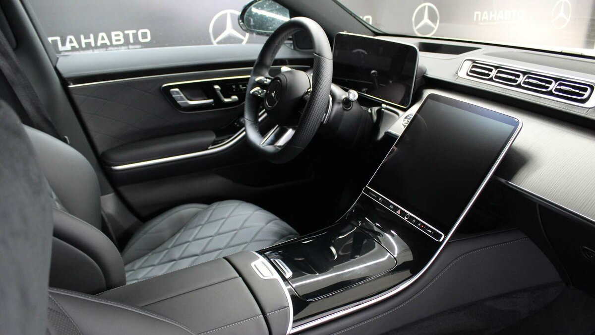 Check price and buy New Mercedes-Benz S-Class 350 d Long 4MATIC (W223) For Sale