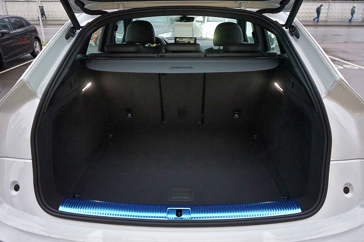 Check price and buy New Audi Q5 Sportback 45 TFSI (FY) For Sale