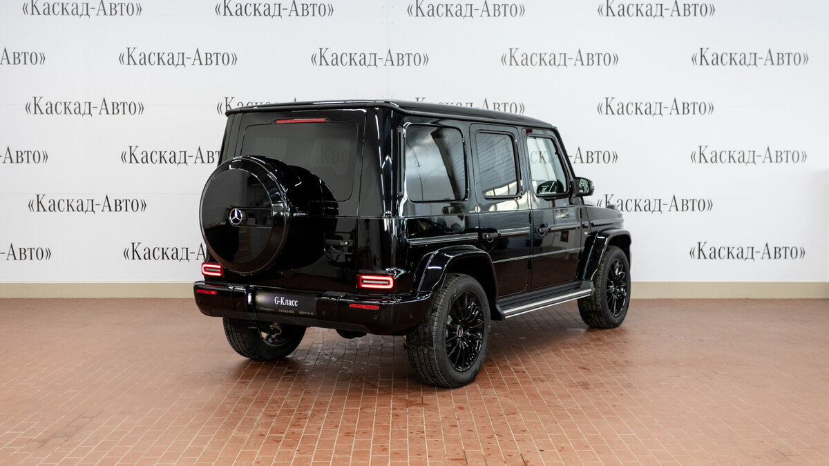 Check price and buy New Mercedes-Benz G-Class 500 (W463) For Sale