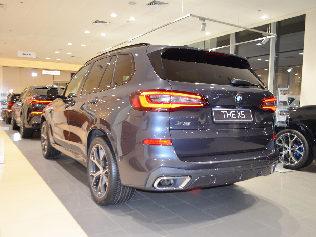 Check price and buy New BMW X5 30d (G05) For Sale