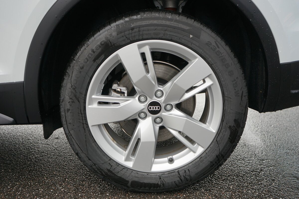 Check price and buy New Audi Q5 45 TFSI (FY) Restyling For Sale