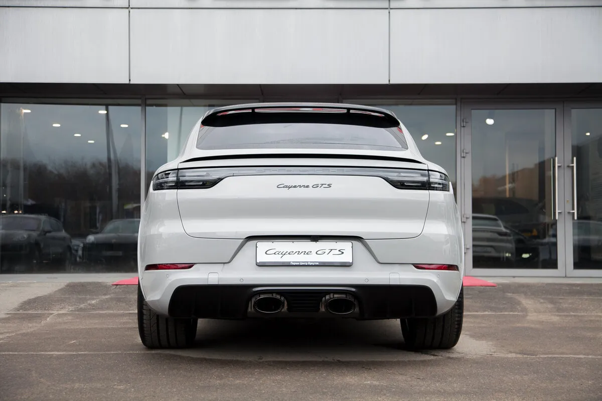 New Porsche Cayenne GTS Coupé