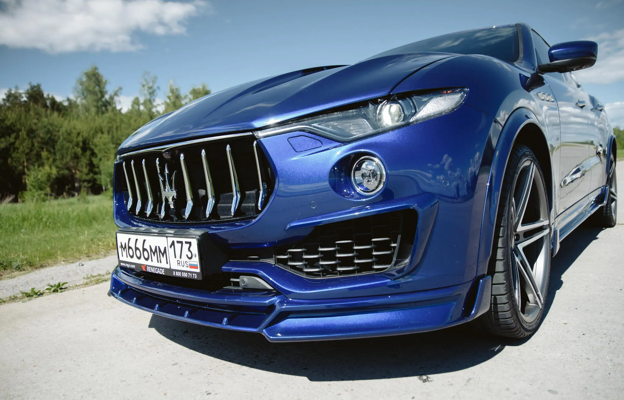 Check our price and buy Renegade Design body kit for Maserati Levante