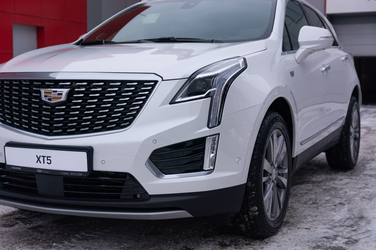 Check price and buy New Cadillac XT5 Restyling For Sale