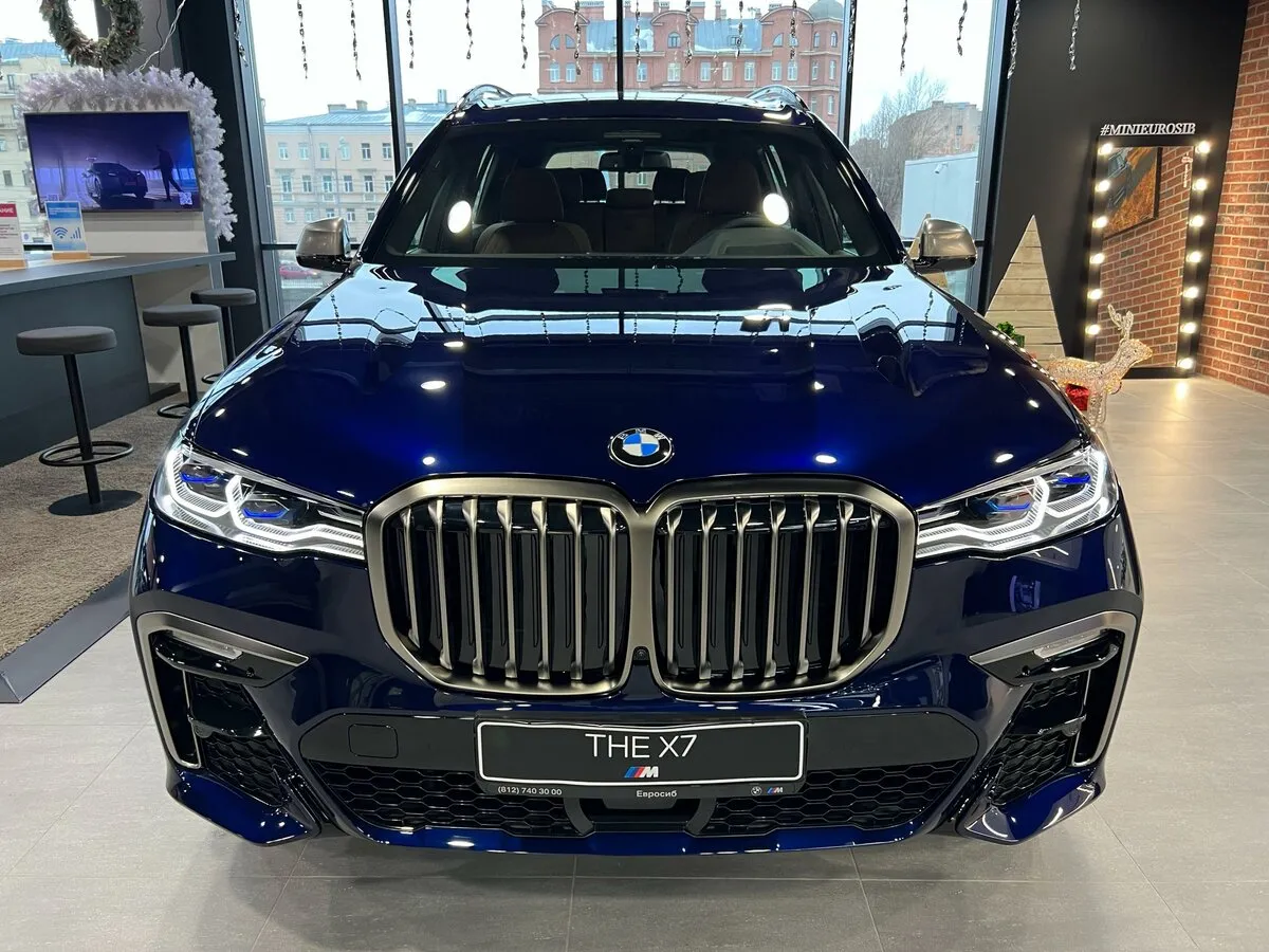 Check price and buy New BMW X7 M50i (G07) For Sale