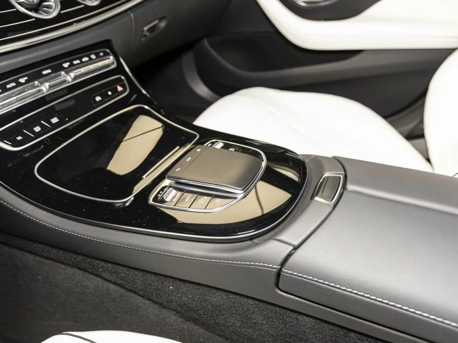 Check price and buy New Mercedes-Benz CLS 350 d (C257) For Sale