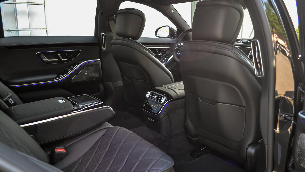 Check price and buy New Mercedes-Benz S-Class 450 Long (W223) For Sale