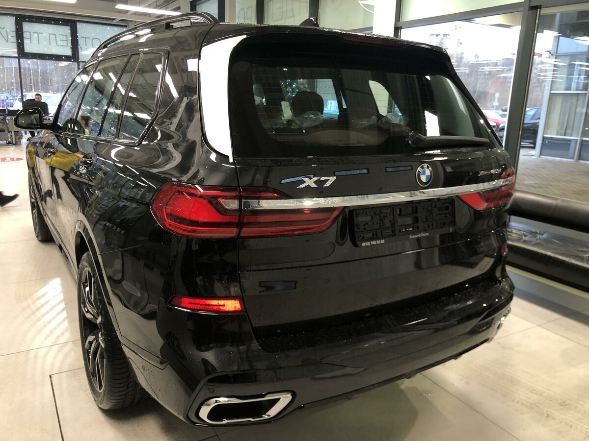 Check price and buy New BMW X7 40d (G07) For Sale