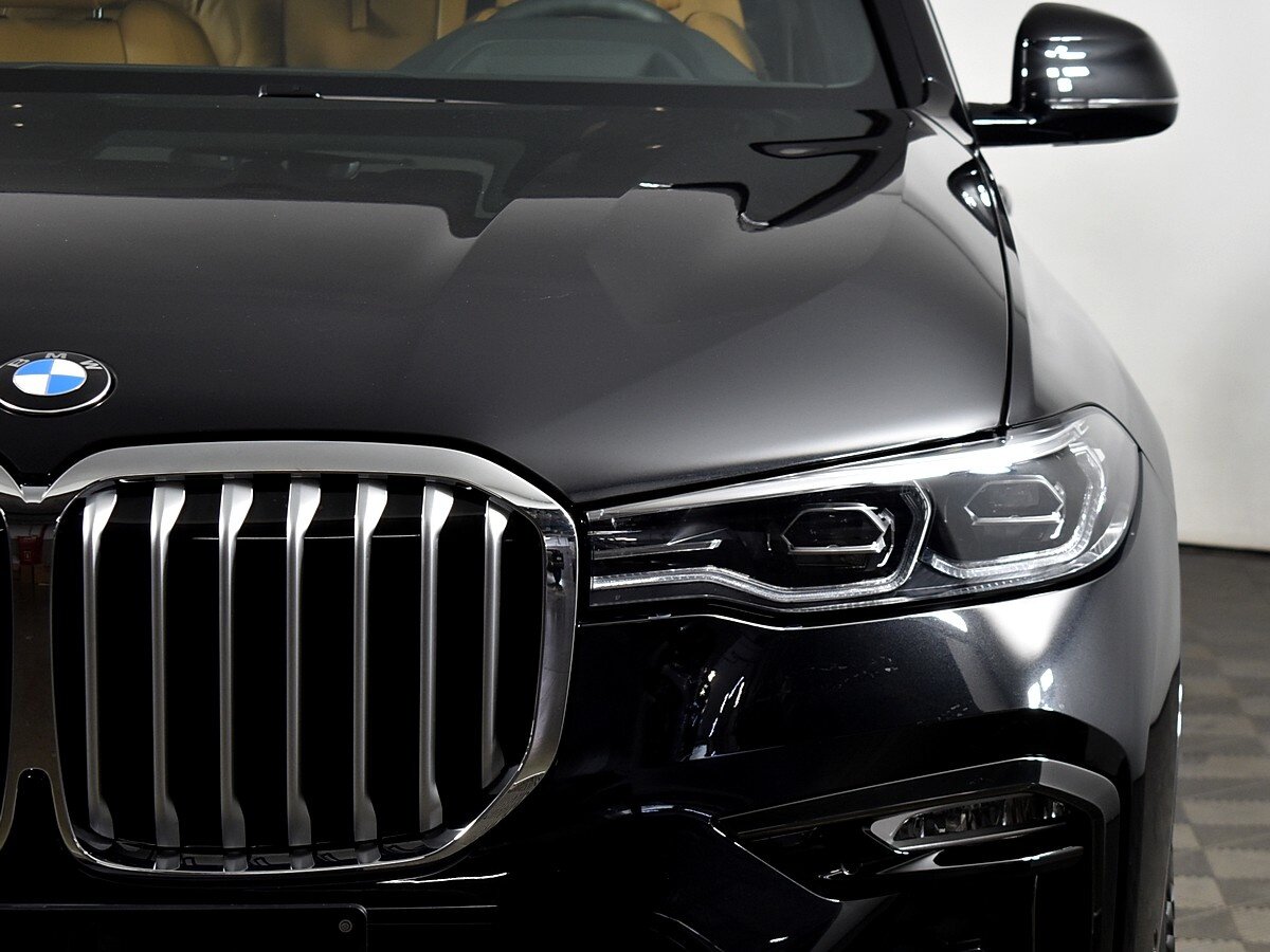 Check price and buy New BMW X7 40i (G07) For Sale