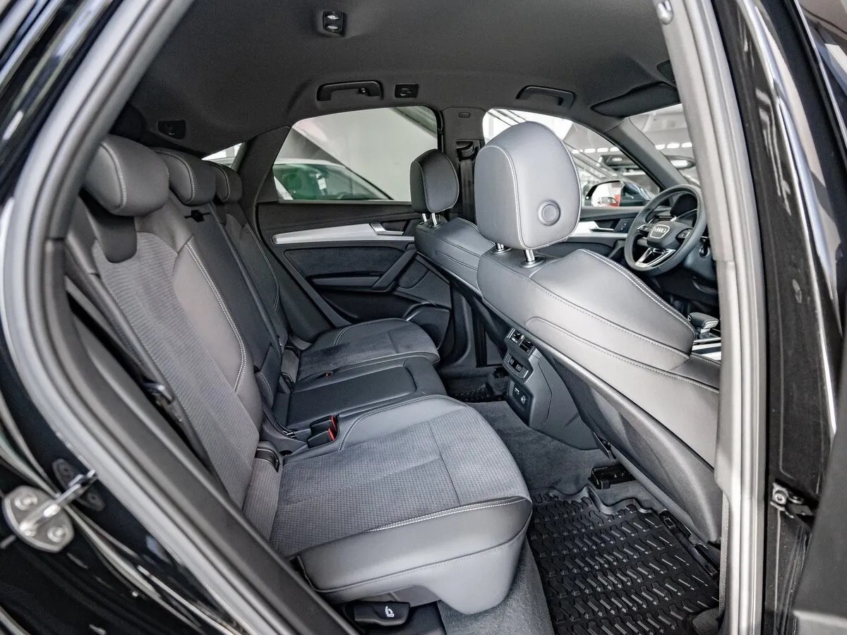 Check price and buy New Audi Q5 Sportback 45 TFSI (FY) For Sale