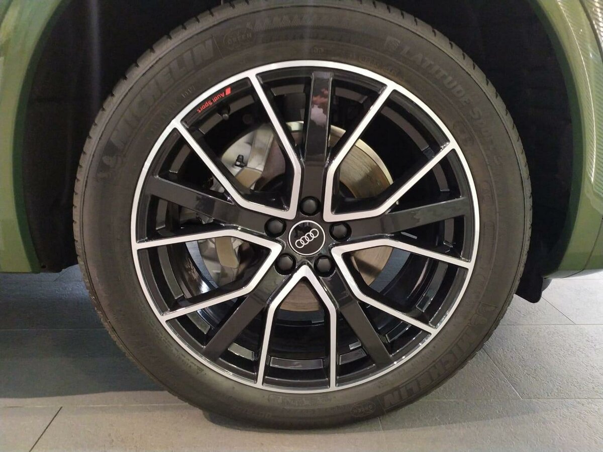 Check price and buy New Audi Q5 Sportback 45 TFSI (FY) For Sale
