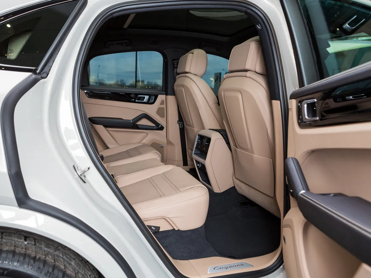 Check price and buy New Porsche Cayenne Coupé For Sale