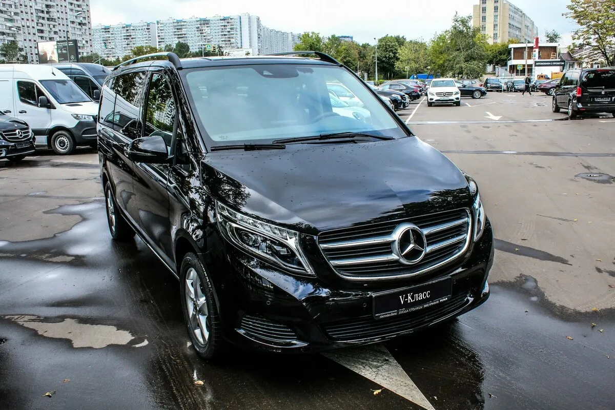 Check price and buy New Mercedes-Benz V-Class L 250 d Long For Sale