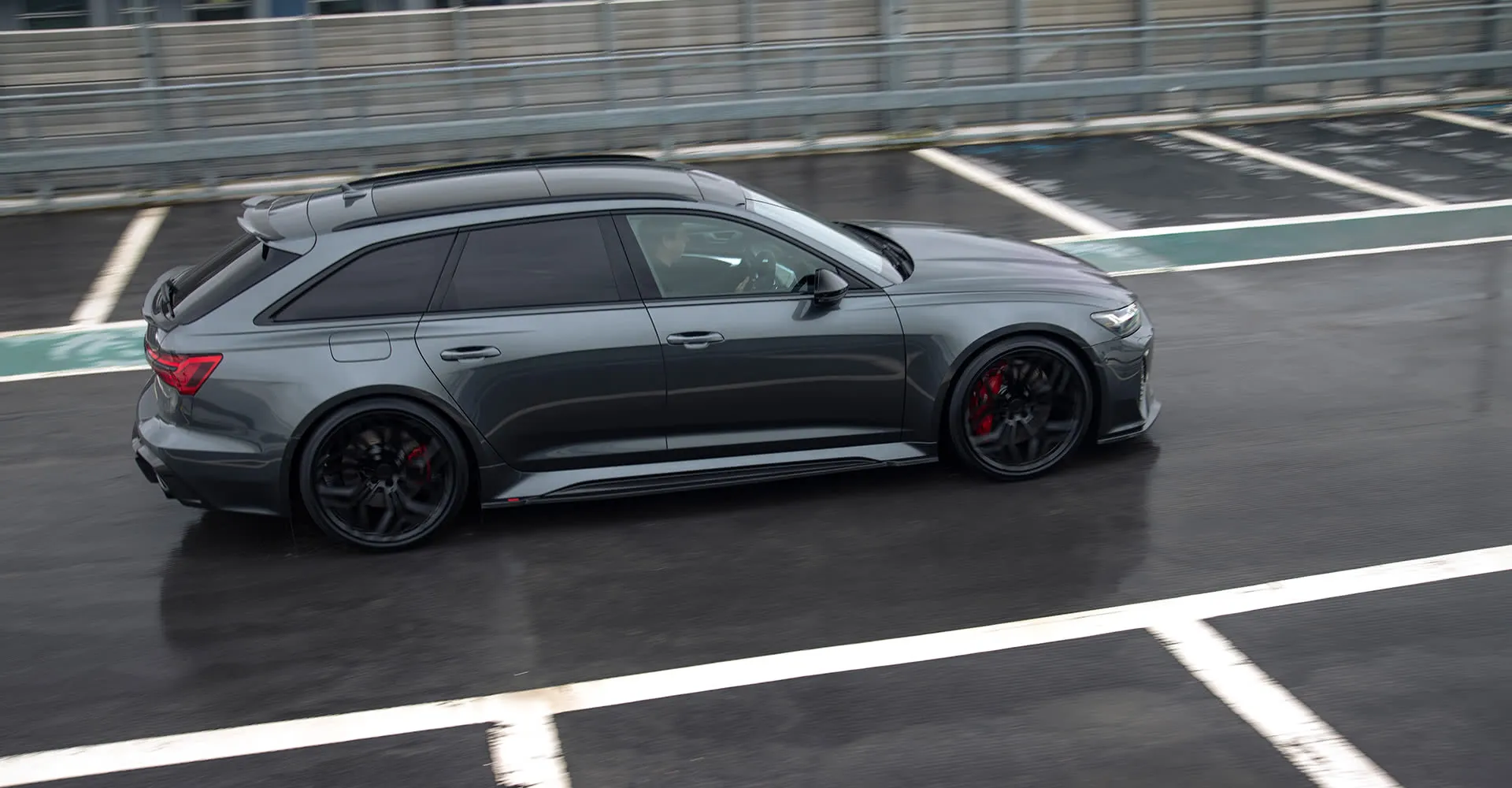Check our price and buy Urban carbon fiber body kit set for Audi RS6 C8