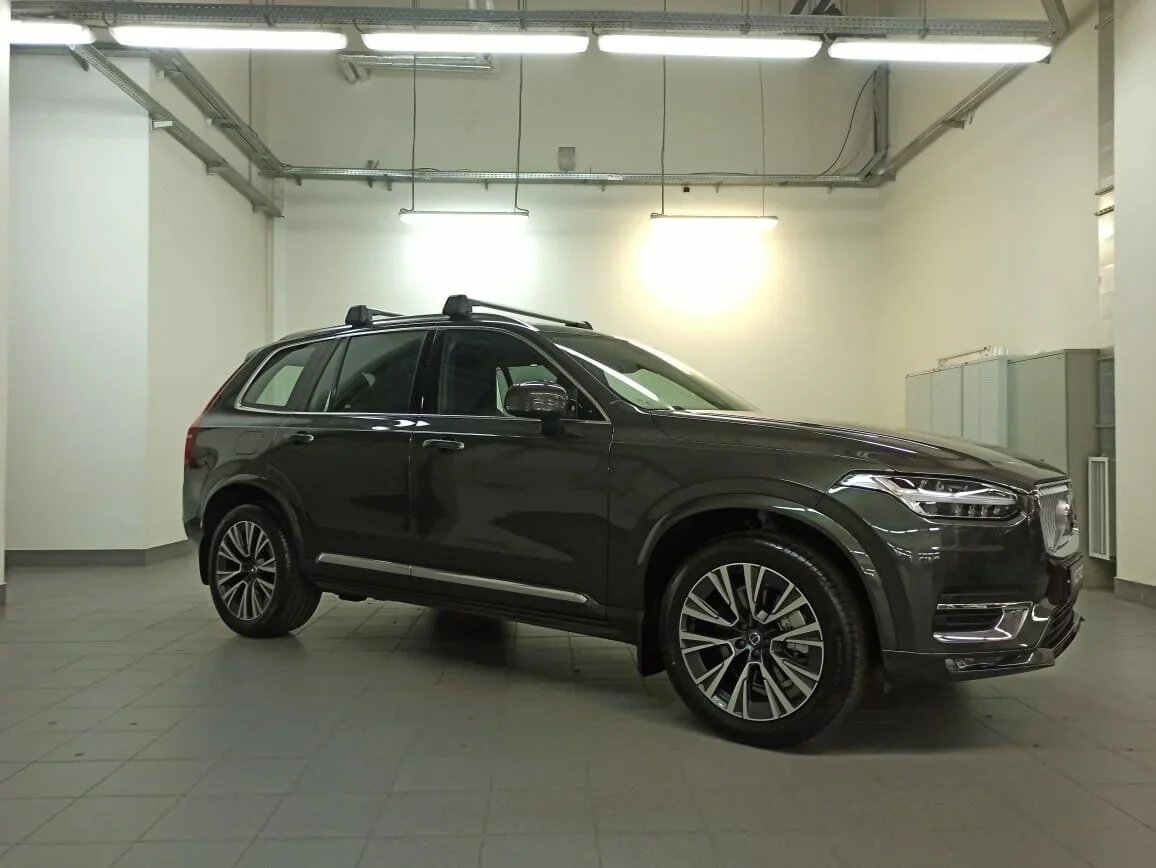 Check price and buy New Volvo XC90 Restyling For Sale