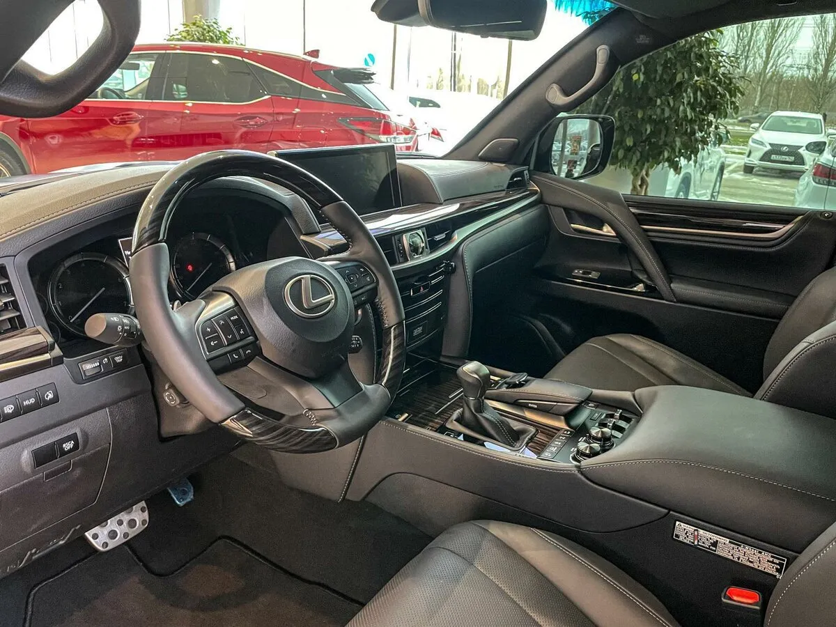 Check price and buy New Lexus LX 570 Restyling 2 For Sale